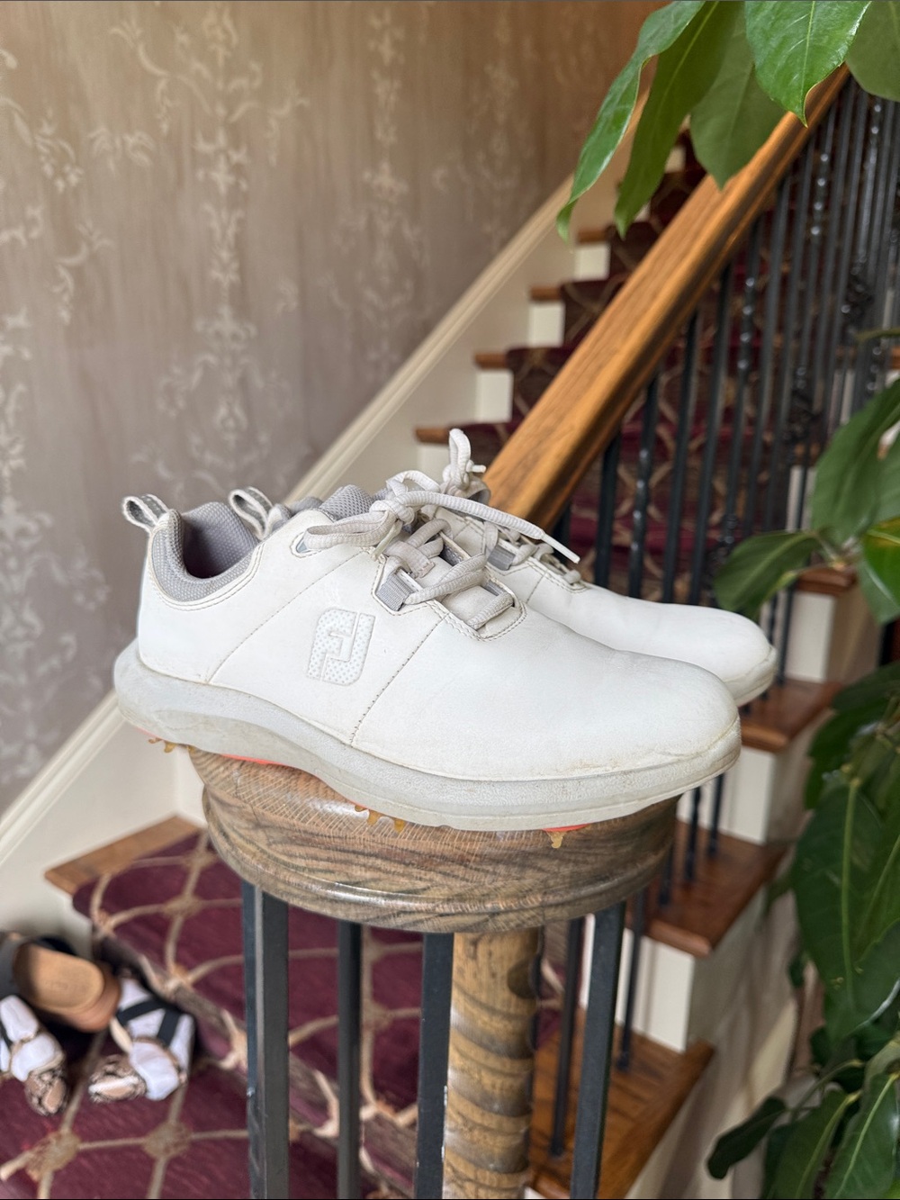FOOTJOY ladies, golf sneakers good condition size 7 1/2 - Picture 8 of 10